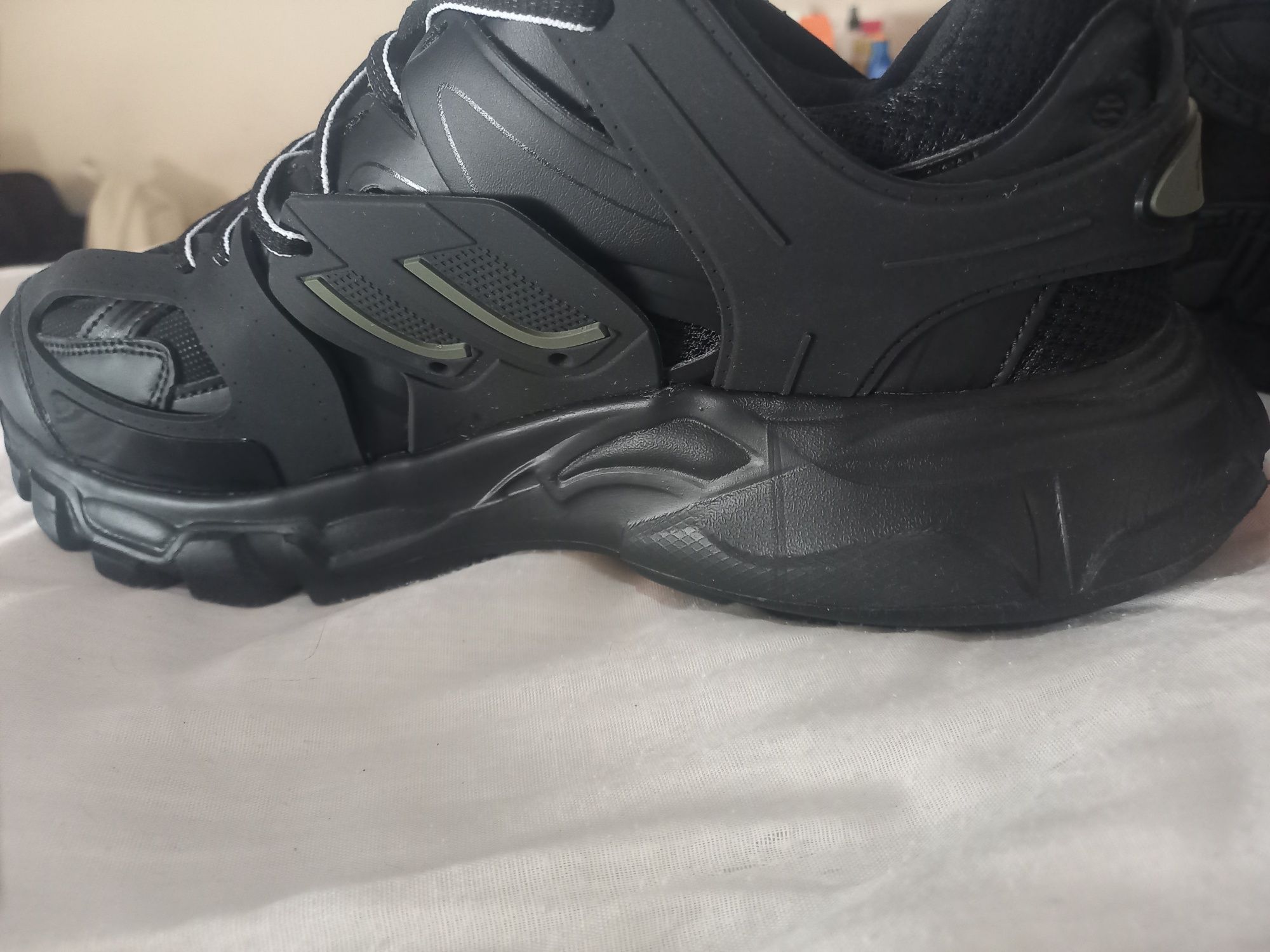 Tenis balenciaga nunero 45 eur