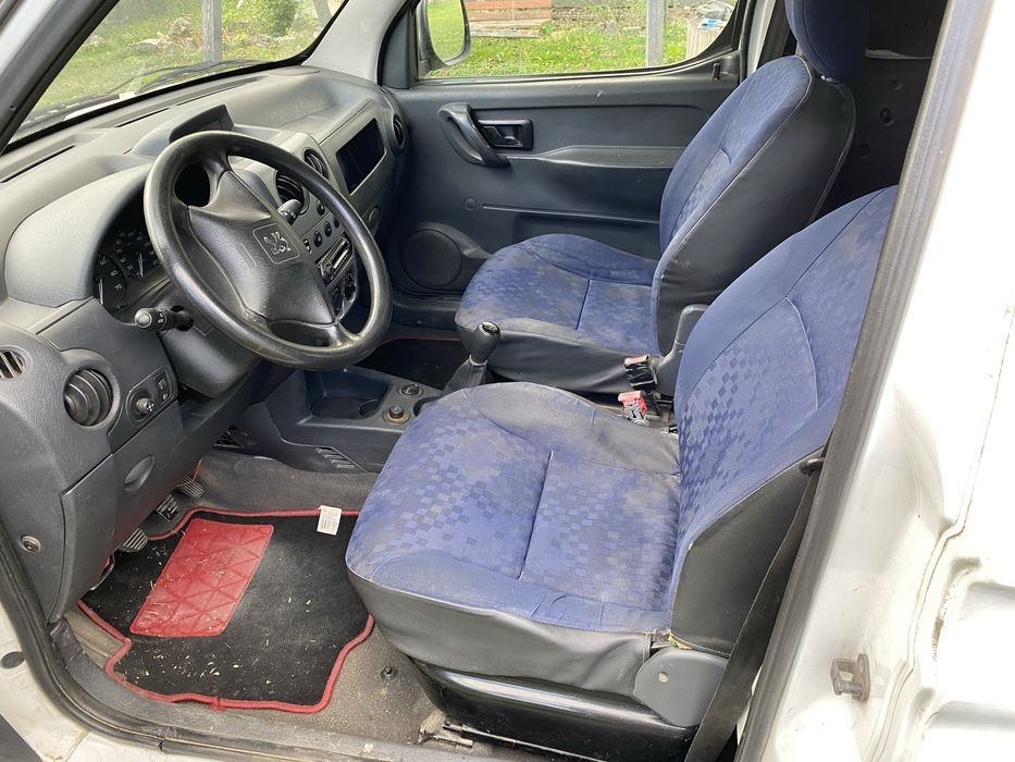 Пежо партнер 2007р 1.6д