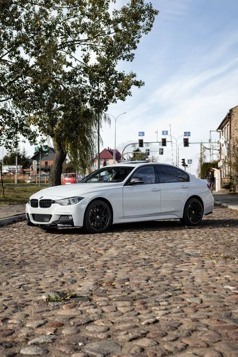 BMW Seria 3 BMW F30 330I Xdrive