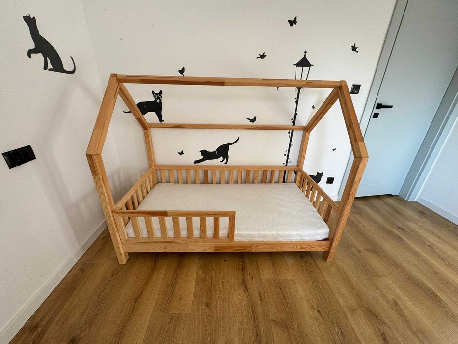 łóżko dziecięce drewniane domek LULETTO + materac