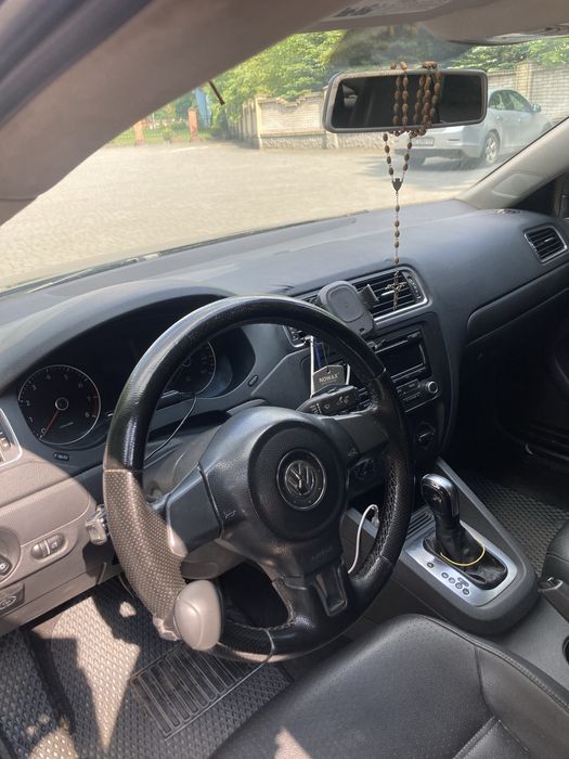 Фольсваген джета 6