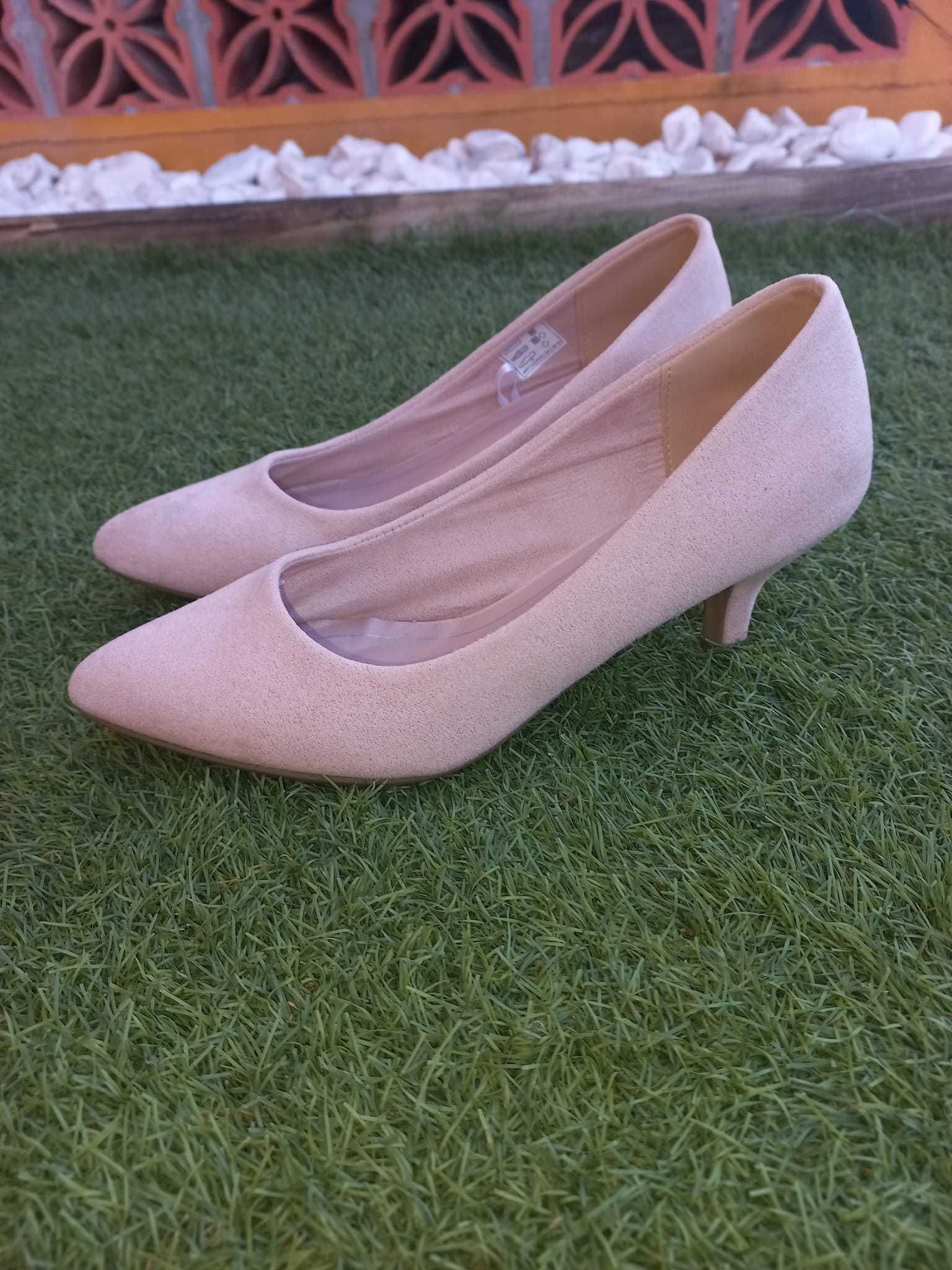 Sapatos Rosa tamanho 37
