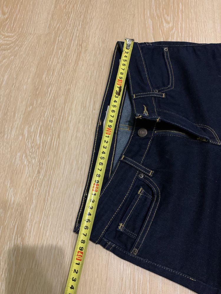 Джинсы levi’s