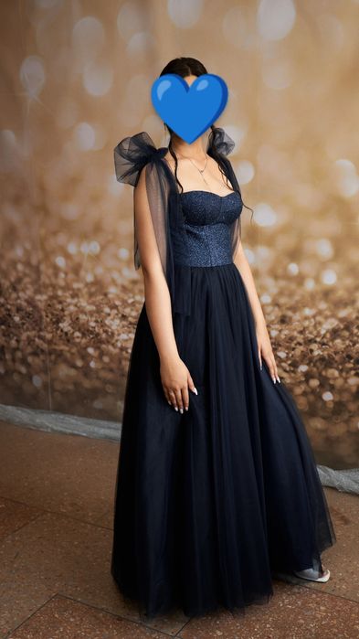 Розкішна випускна сукня