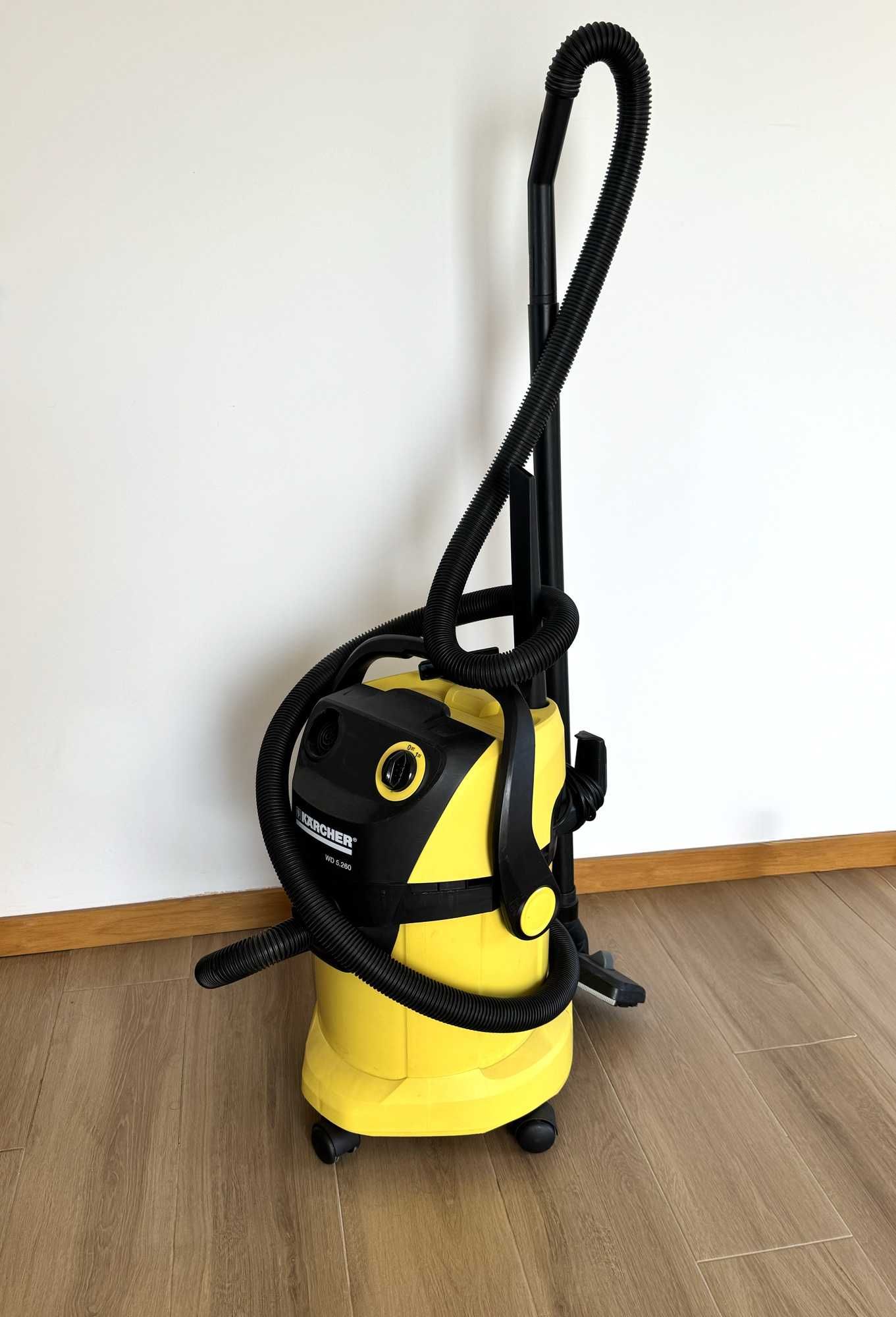 Aspirador industrial Karcher WD5 – 1100W, em bom estado