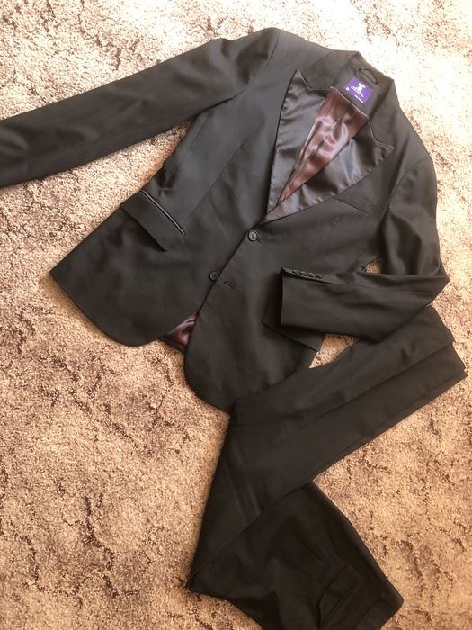 Костюм з сорочкою