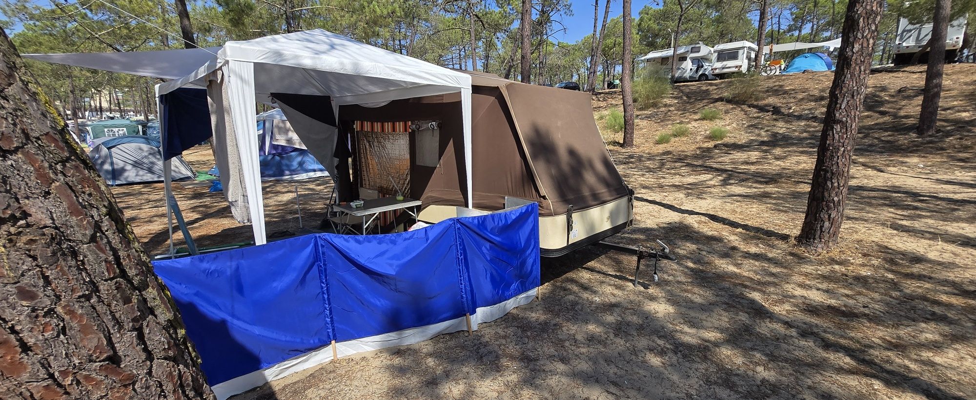 Atrelado tenda 2 pessoas
