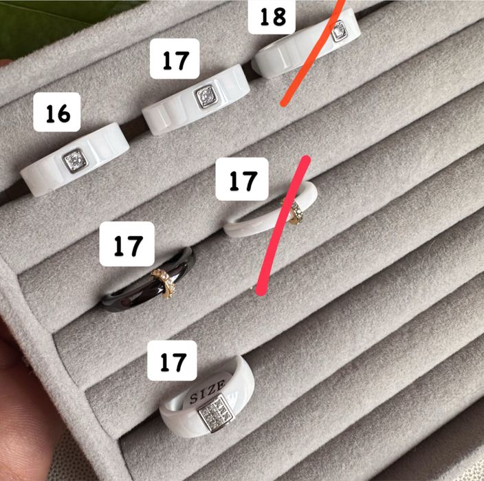 Керамічні каблучки нові 17 розмір