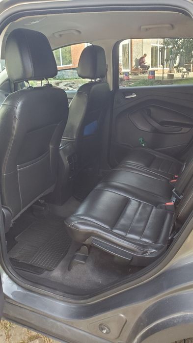 Продам Ford Escape