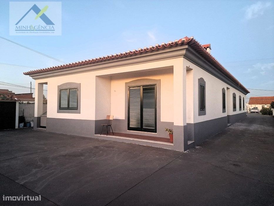 Moradia Isolada T4 com lote de 4454 m2 em Cajados
