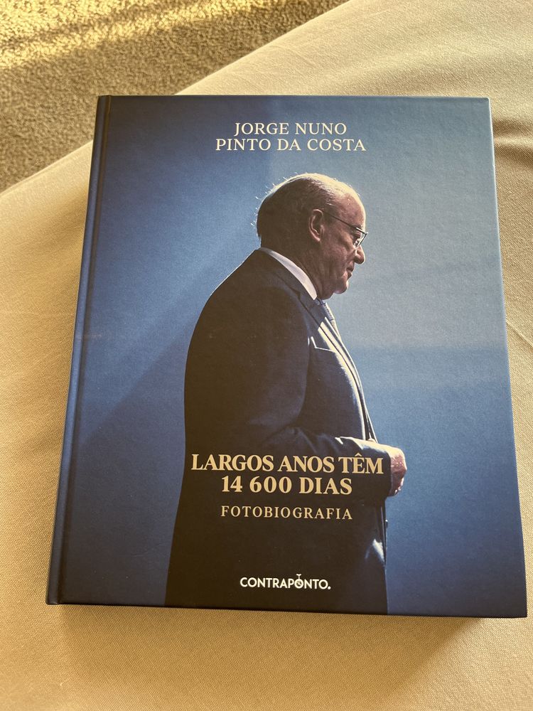 Fotobiografia de Pinto da Costa - Largos Anos Têm 14.600 Dias