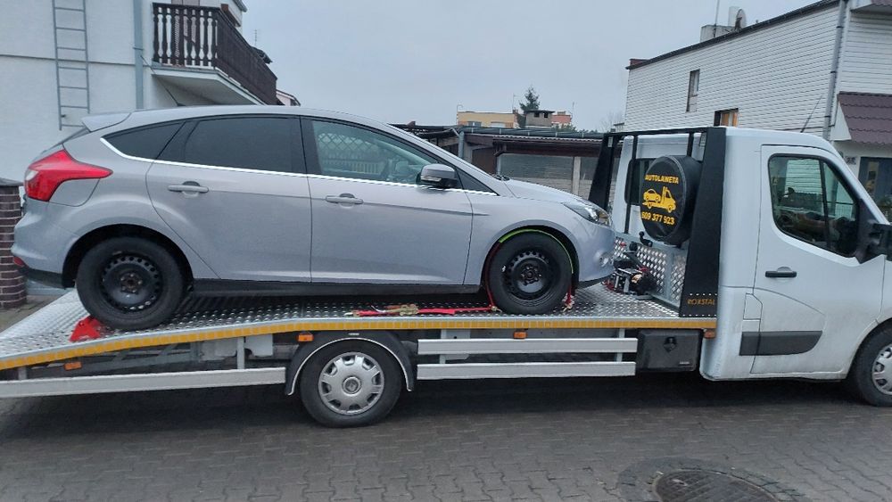 Autolaweta Laweta Autopomoc Transport Przewóz Pojazdów