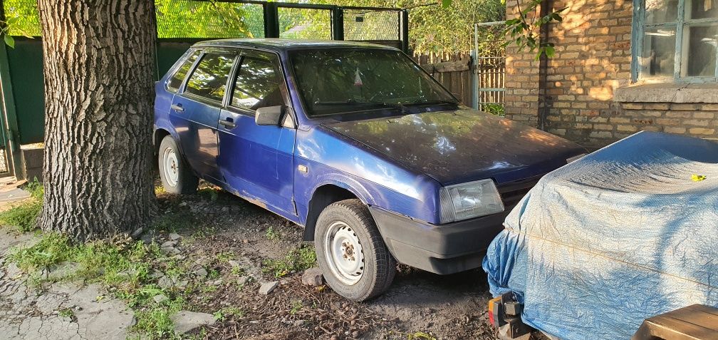 Продам ВАЗ 20199 инжектор