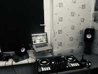 Kontroler dla DJ’a Pioneer DDJ 1000