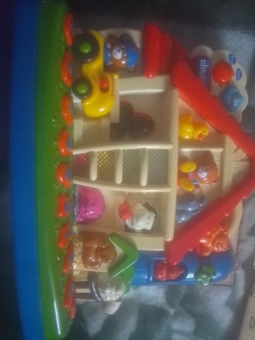 Музичні розвиваючі іграшки