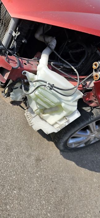 Zbiorniczek spryskiwaczy Ford S max