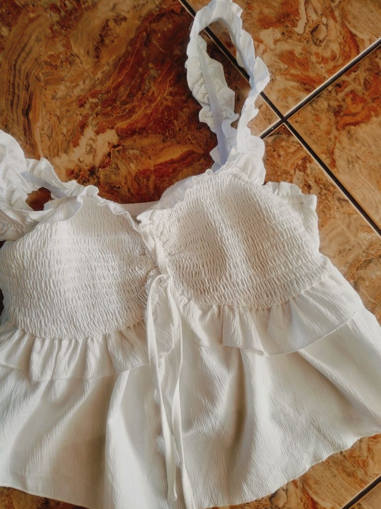Śliczny biały top