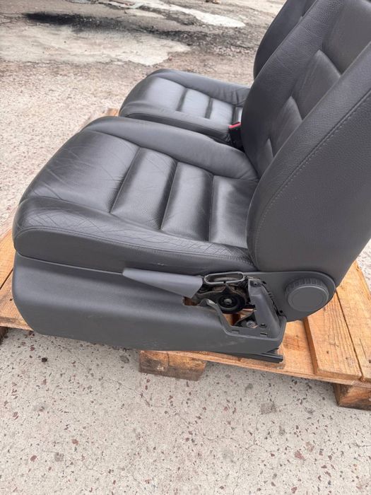 Авосидіння на Touareg коплект