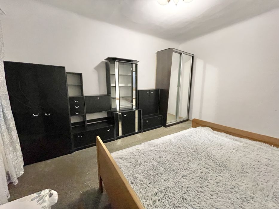 Оренда 1/2 будинку