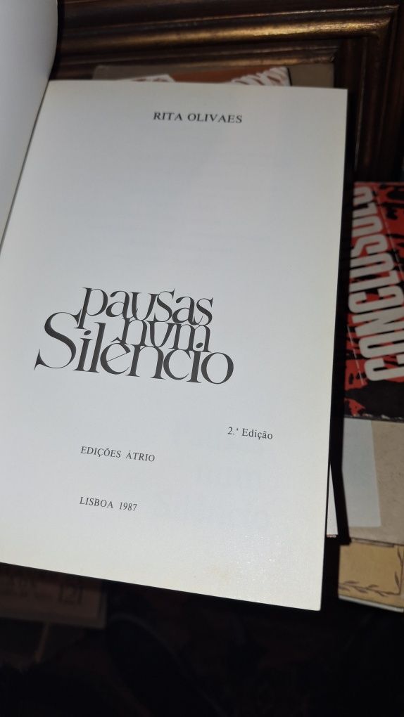 Pausas num silêncio – Rita Olivaes poesia 2 edição