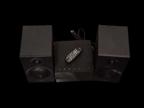 Wieża stereo Samsung MM-E330