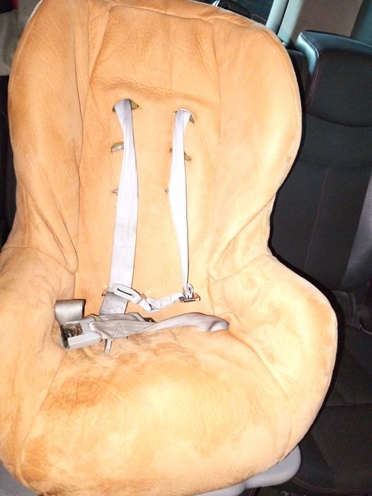 Продам автокрісло