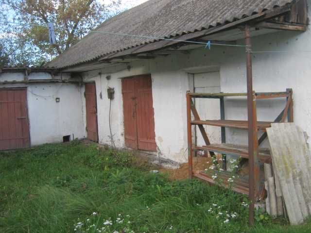 будинок  село крупець  вул.довга 11