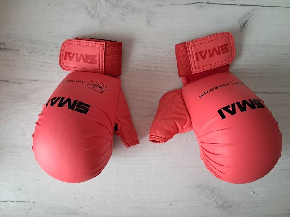 Защита для карате ( голень+стопа+ перчатки) Smal ( размер М)