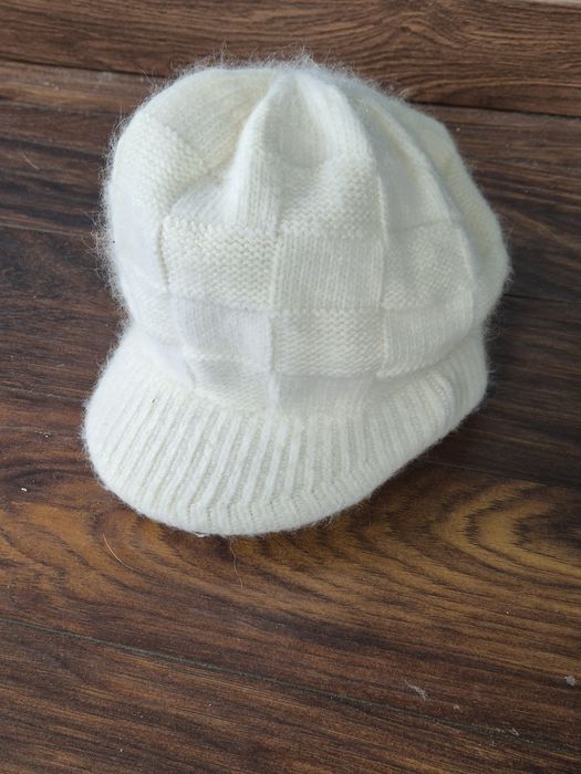 Kaszkiet,  beret , daszkiem, czapka z daszkiem
