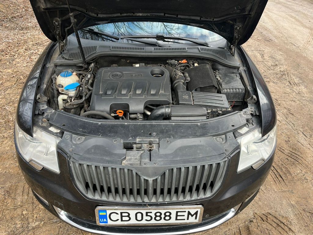 Skoda Superb 2011