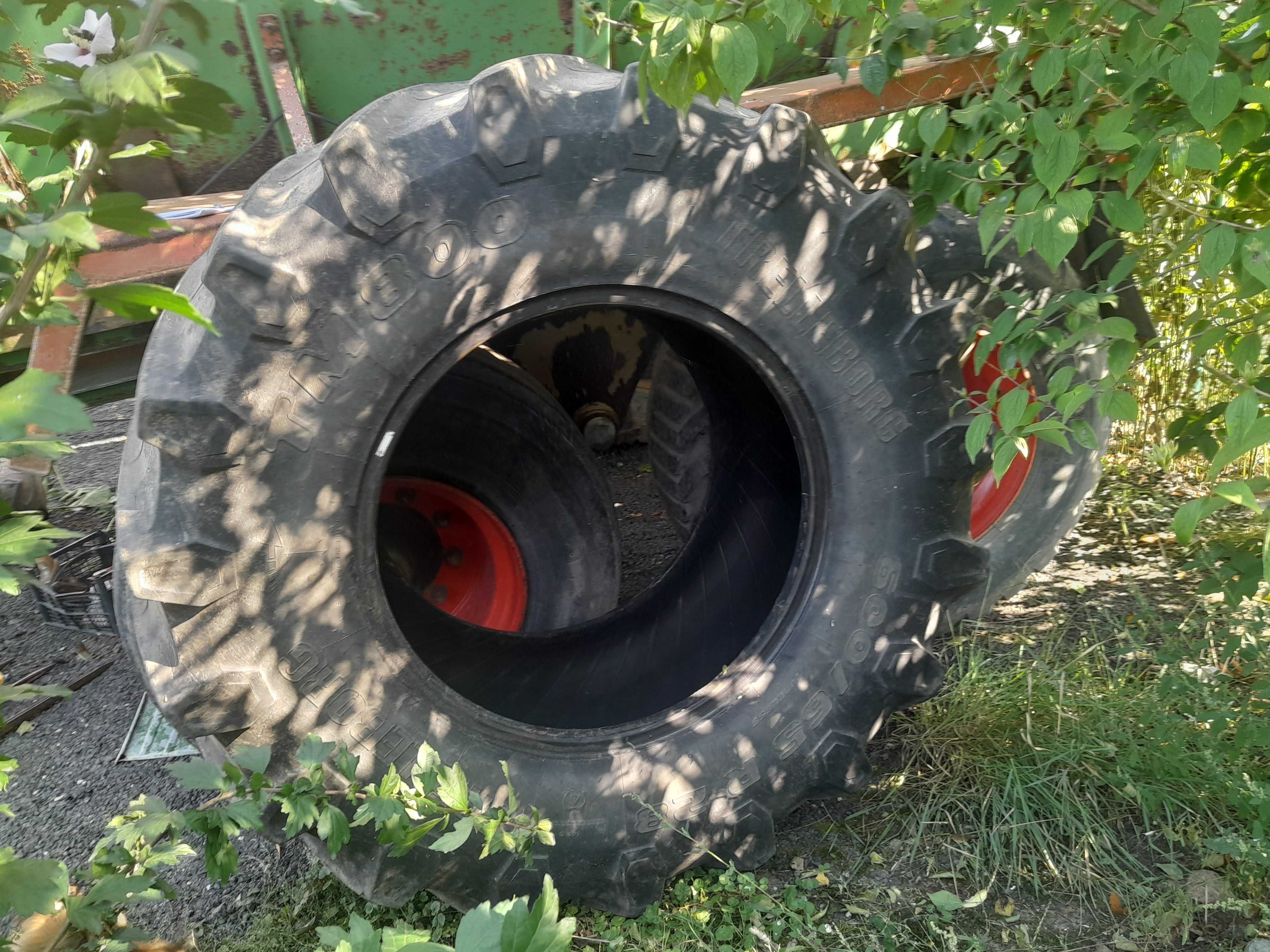 Opona 600/65 R 28 Trelleborg TM 800