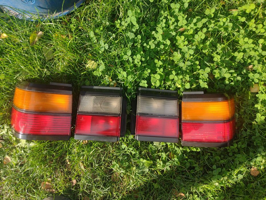 Lampy Hella VW Passat B3 sedan komplet