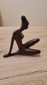 Figurka kobiety murzynki