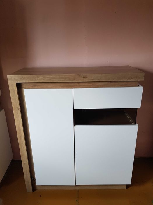 Komoda/witryna LYON z podświetleniem LED