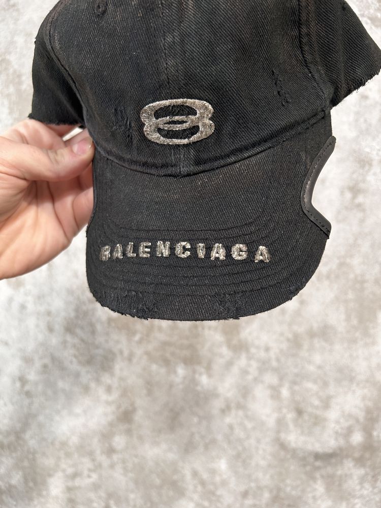 Кепка Balenciaga