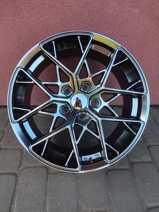 Nowe alufelgi felgi 17 5x112 7.5J et35 Audi A3 Vw Golf Seat Leon cupra