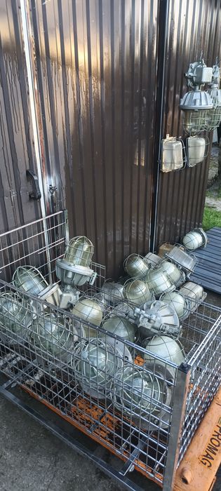 Lampy przemysłowe  PRL