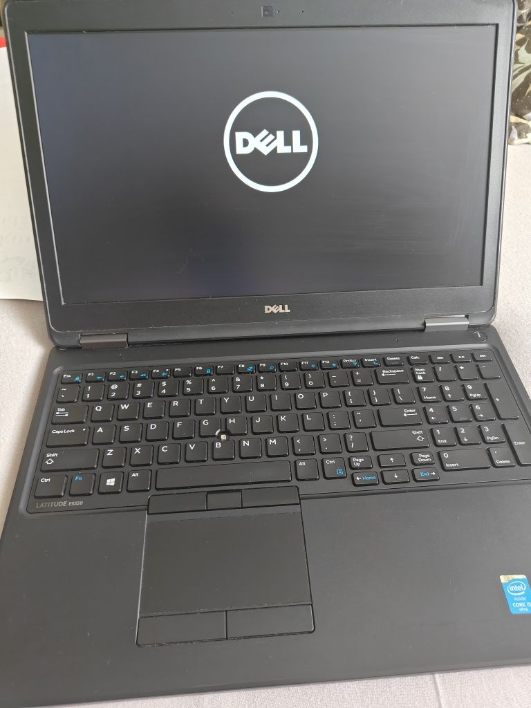 Dell latitude E5550 i5 5300u