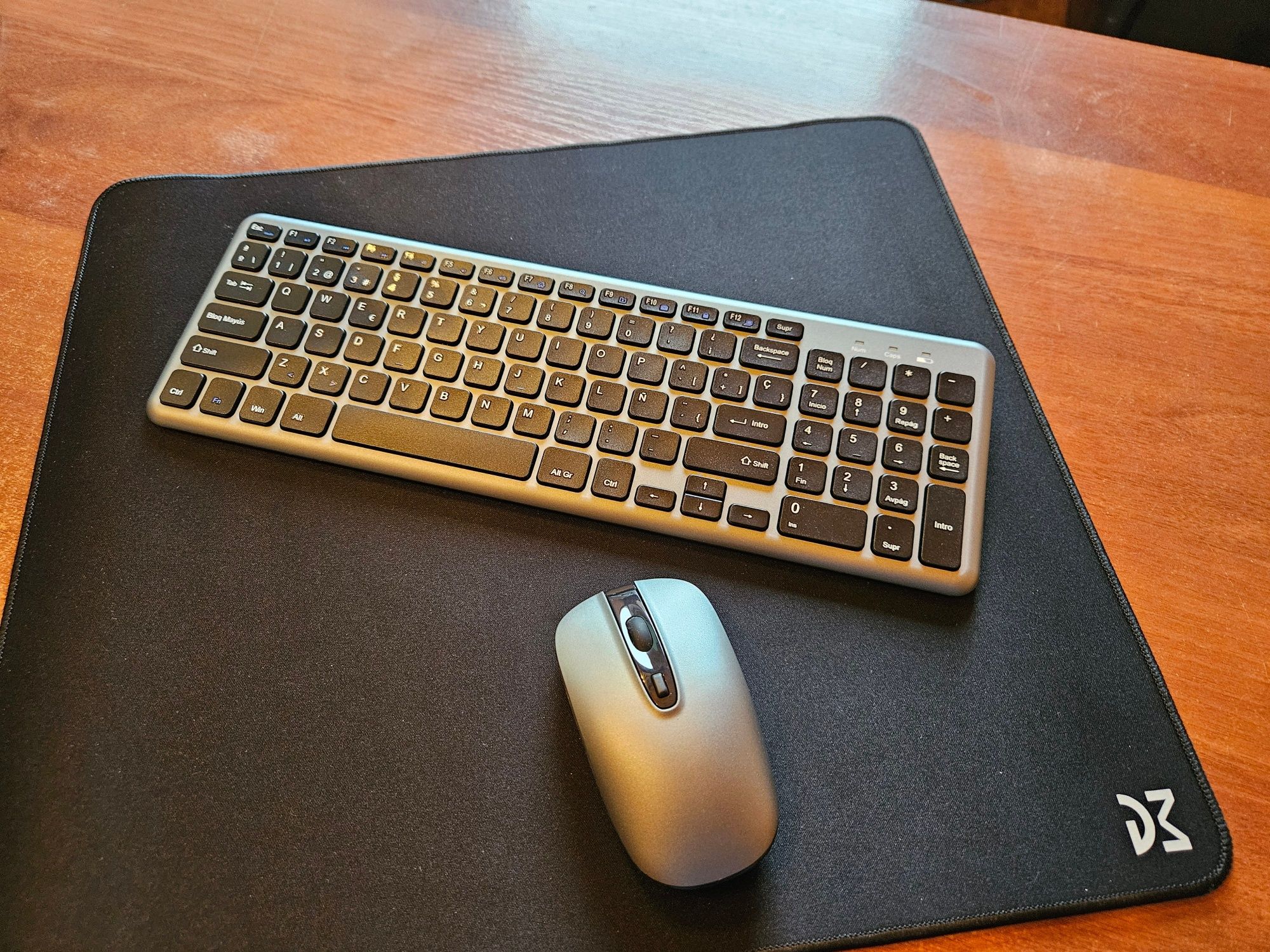 Комплект бездротової Wireless Keyboard and Mouse Combo