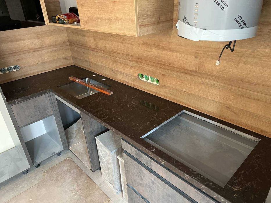 Стільниця з кварциту, стільниця з штучного каменю