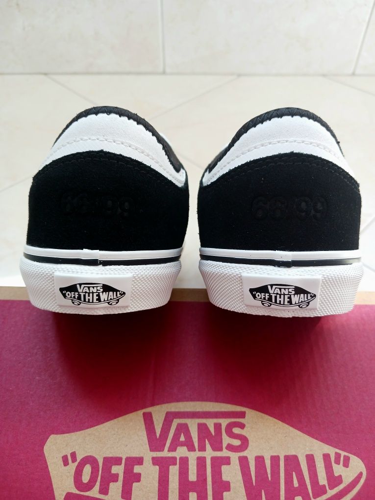 Sapatilhas Vans Novas