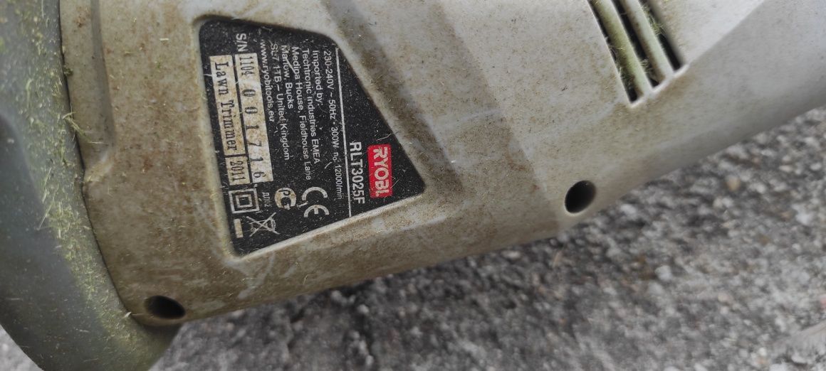 Podkaszarki elektryczne Ryobi i marketowa