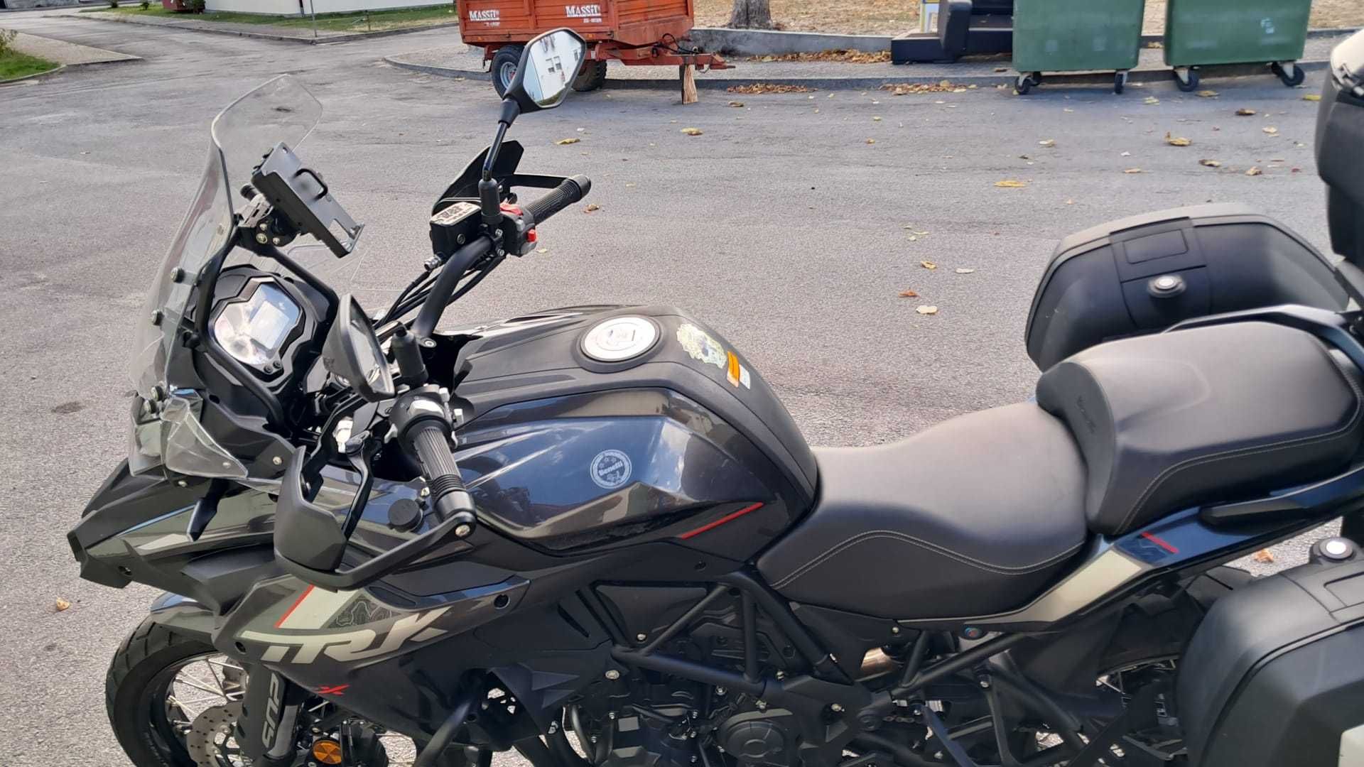 Motocicleta Benelli Tkr 502cc - ano 2024