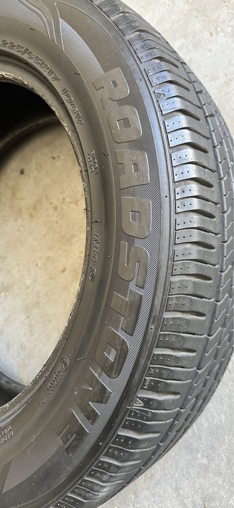 Автомобильные шины літні 225/65 R17 Roadstone