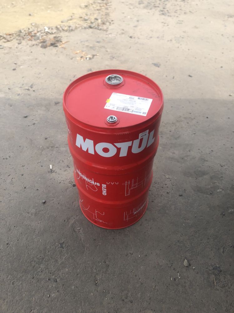 Бочки MOTUL 60L