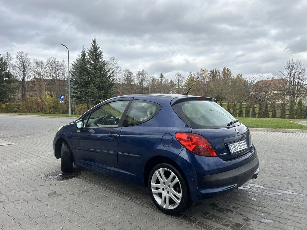 Peugeot 207 108KM 2006