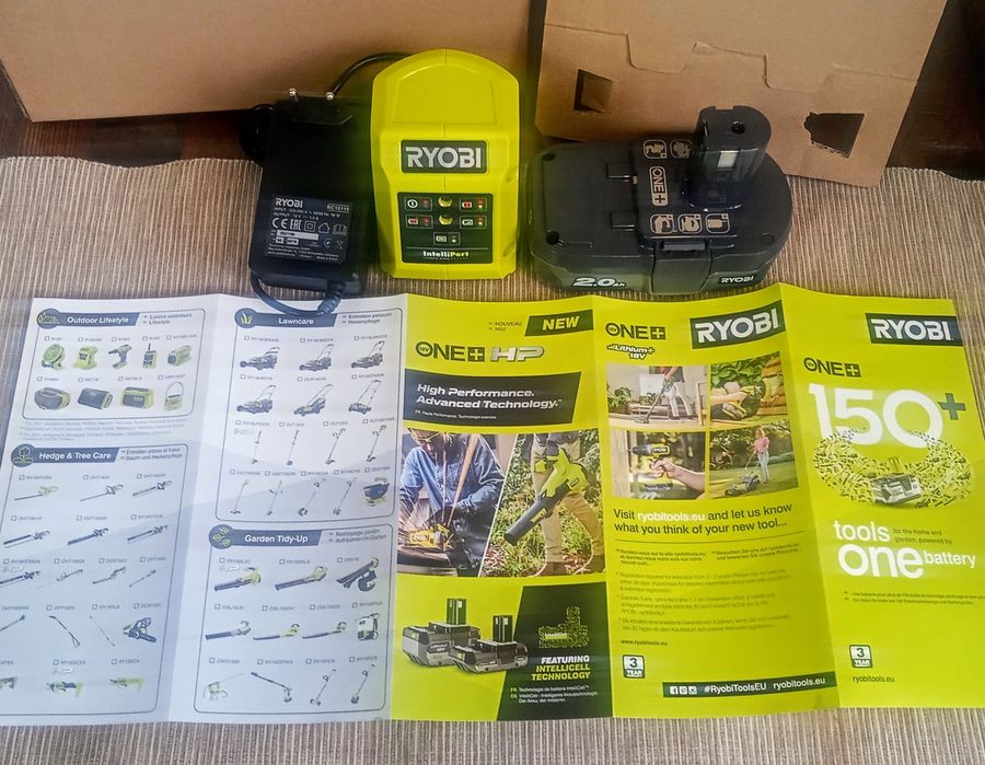 Zestaw akumulatorowy Ryobi 18V One+ akumulator ładowarka