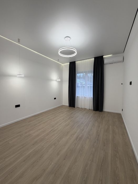 Приватний будинок з ремонтом, меблями, технікою Газ Електрика єОселя