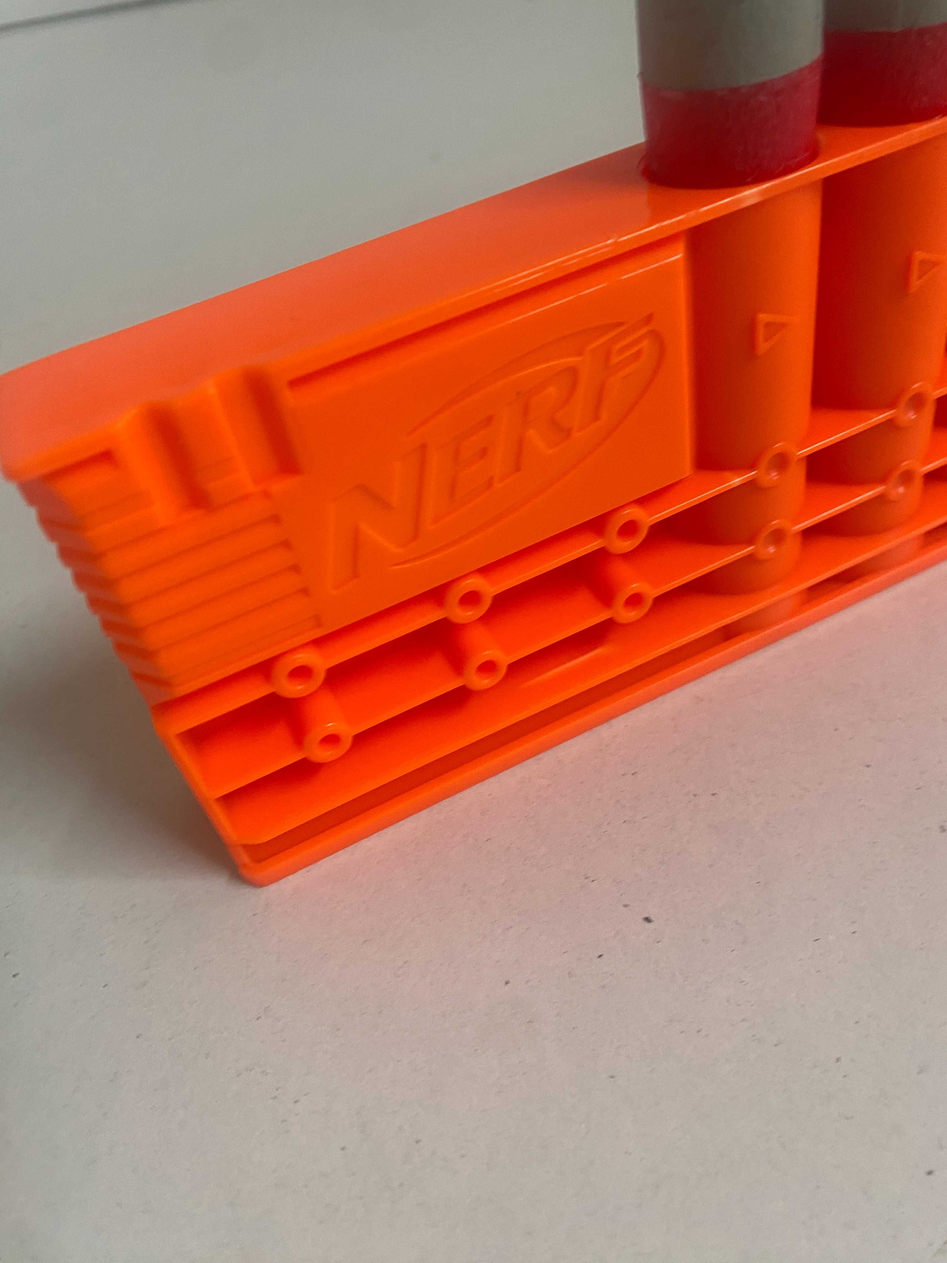 Nerf magazynek z dużymi nabojami