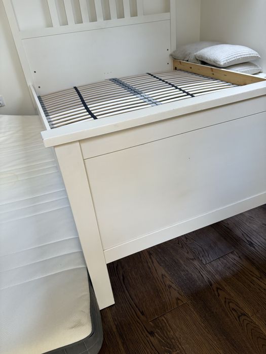 Łóżko Hemnes IKEA 140x200 + dno materaca Lonset